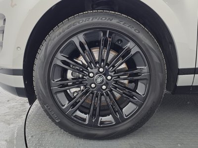 صورة 9 لـ 2025 LAND Rover RANGE ROVER EVOQUE