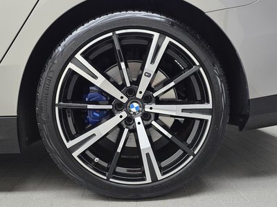 2025 BMW 5 SERIES 照片 8