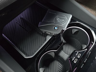 2025 BMW 5 SERIES 缩略图 23