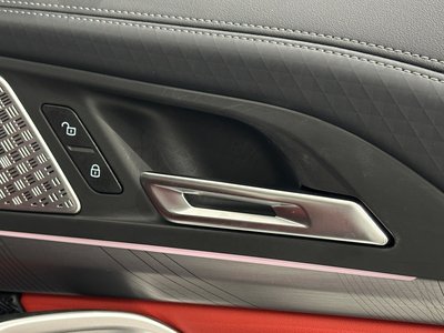 2025 BMW X2 — миниатюра 20