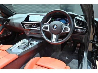 2021 BMW Z4 — фото 2