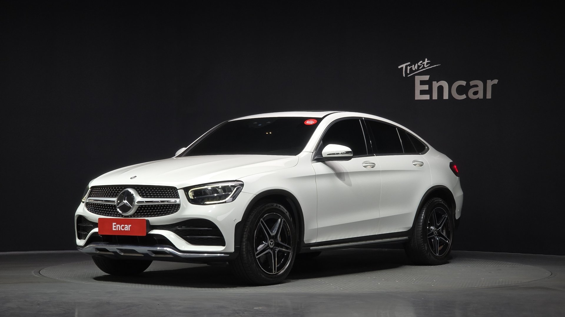 MERCEDES-BENZ GLC - View 1