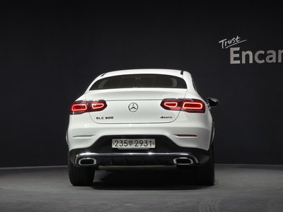 MERCEDES-BENZ GLC - 4