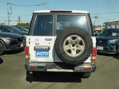 TOYOTA LAND CRUISER - 4