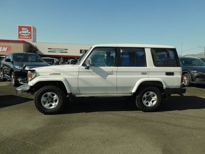 TOYOTA LAND CRUISER - 3