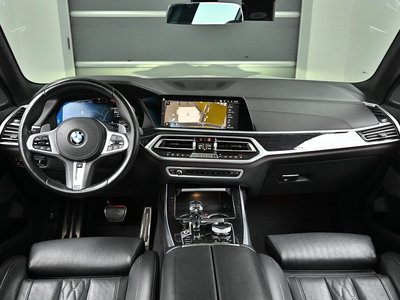 BMW X7 - 7