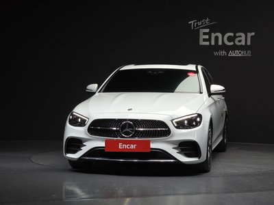 MERCEDES-BENZ E-CLASS - 2