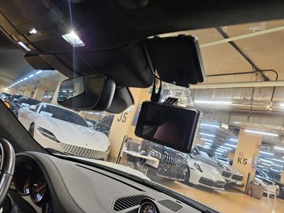 2017 Porsche 911 — миниатюра 16