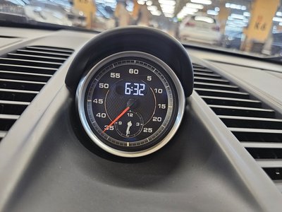 2017 Porsche 911 — миниатюра 12