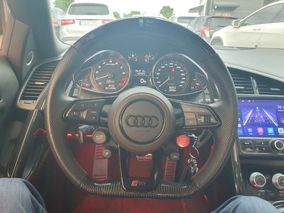 AUDI R8 - 9