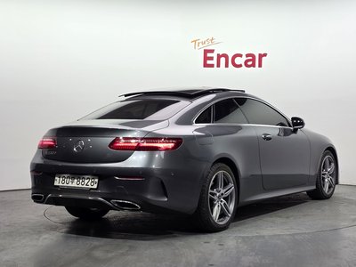 MERCEDES-BENZ E-CLASS - 3