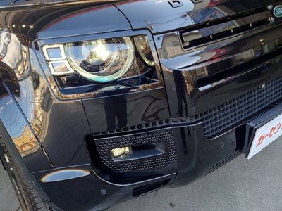 LAND ROVER DEFENDER - 9