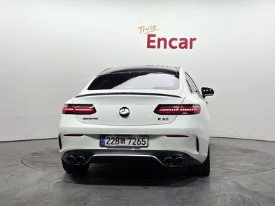 MERCEDES-BENZ E-CLASS - 3