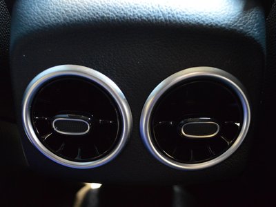 2025 Mercedes-BENZ GLA 缩略图 27
