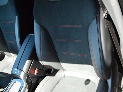 2025 Mercedes-BENZ GLA 缩略图 15