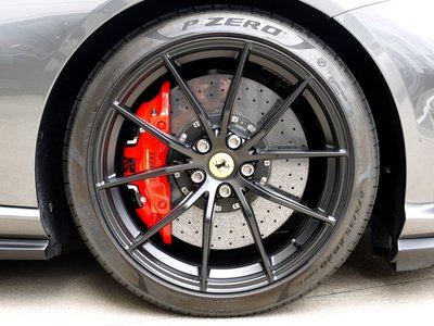 صورة 11 لـ 2022 Ferrari 812 GTS