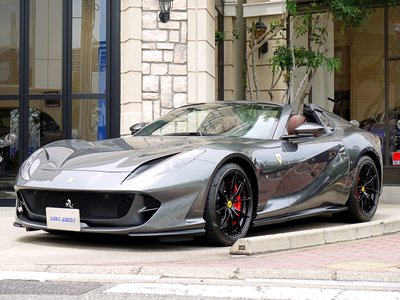 صورة 1 لـ 2022 Ferrari 812 GTS