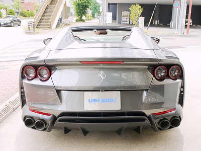 صورة 5 لـ 2022 Ferrari 812 GTS