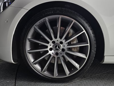 MERCEDES-BENZ E-CLASS - 6