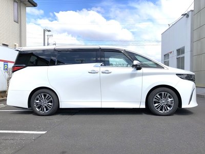TOYOTA ALPHARD - 4