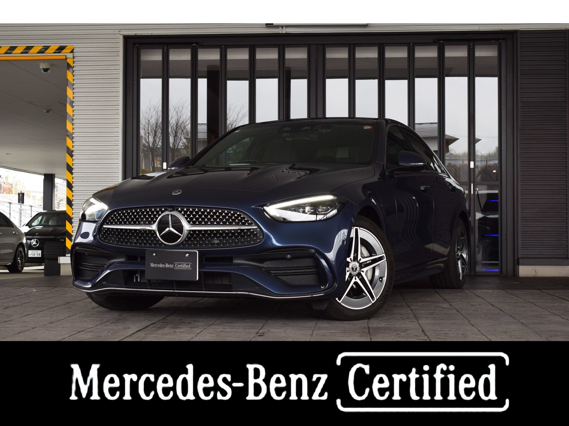 MERCEDES-BENZ C-CLASS - View 1