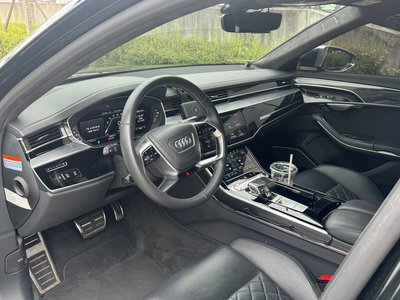 2020 AUDI S8 — фото 8