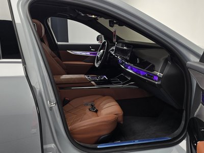 صورة مصغرة 21 لـ 2025 BMW 7 SERIES