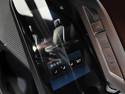 صورة مصغرة 33 لـ 2025 BMW 7 SERIES