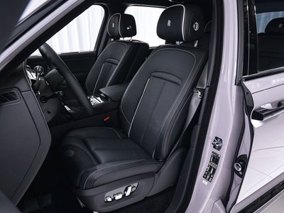 2025 ROLLS-ROYCE CULLINAN 缩略图 32