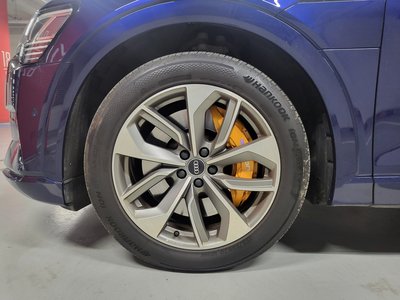 AUDI E-TRON - 7