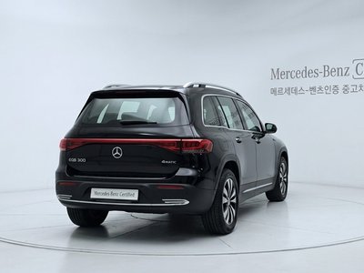 2025 Mercedes-BENZ EQB 照片 4