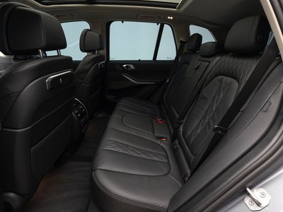 2025 BMW X5 — миниатюра 11