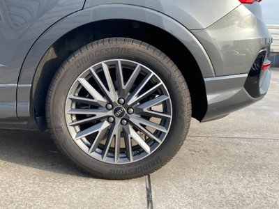 AUDI Q3 - 10