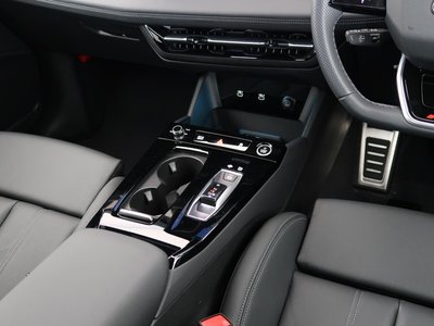 2025 AUDI Q6 E-TRON — миниатюра 18