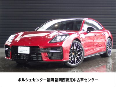 PORSCHE PANAMERA