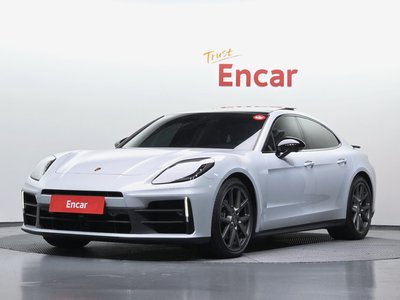 PORSCHE PANAMERA - 1