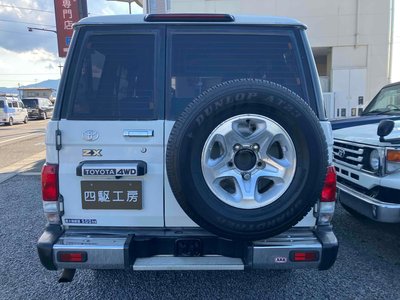 TOYOTA LAND CRUISER 70 - 7