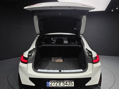2023 BMW X4 — миниатюра 20
