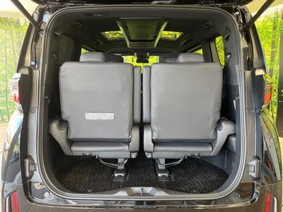 2023 Toyota VELLFIRE thumbnail 12