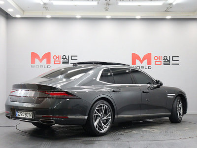صورة 3 لـ 2022 Genesis G90 (RS4)