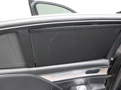 2022 Genesis G90 (RS4) — миниатюра 12