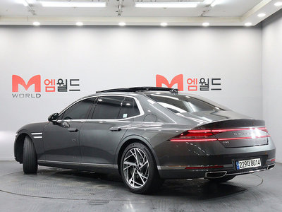 صورة 2 لـ 2022 Genesis G90 (RS4)