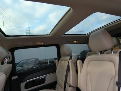 MERCEDES-BENZ V-CLASS - 5