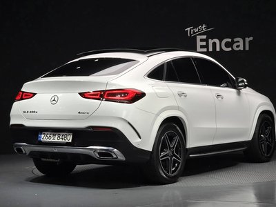صورة 4 لـ 2021 Mercedes-BENZ GLE