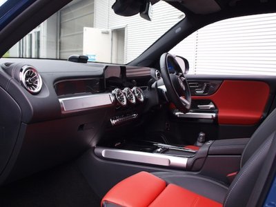 MERCEDES-BENZ GLB - 8