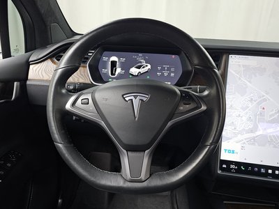 2019 Tesla MODEL X — миниатюра 19