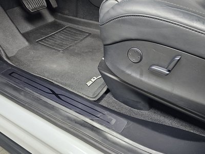 2019 Tesla MODEL X — миниатюра 27