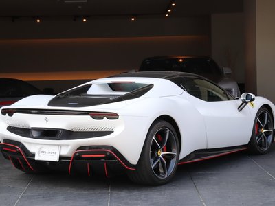 صورة 5 لـ 2023 Ferrari 296 GTS