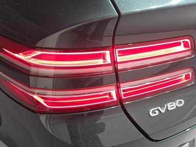 GENESIS GV80 - 10