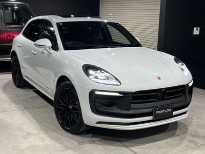 PORSCHE MACAN - 9